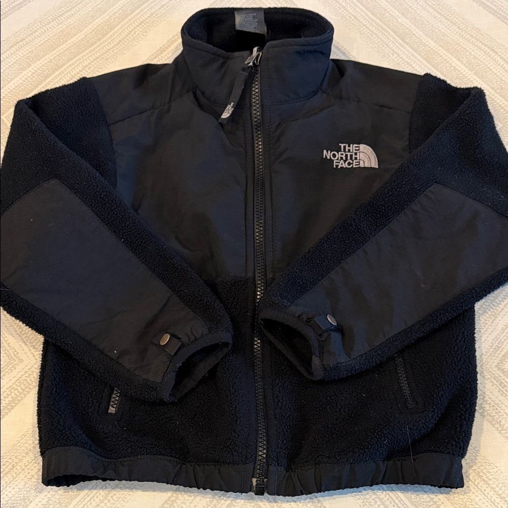 The North Face Black Zip-Up Fleece Jacket Size 5 XXS Youth Zippered Pockets